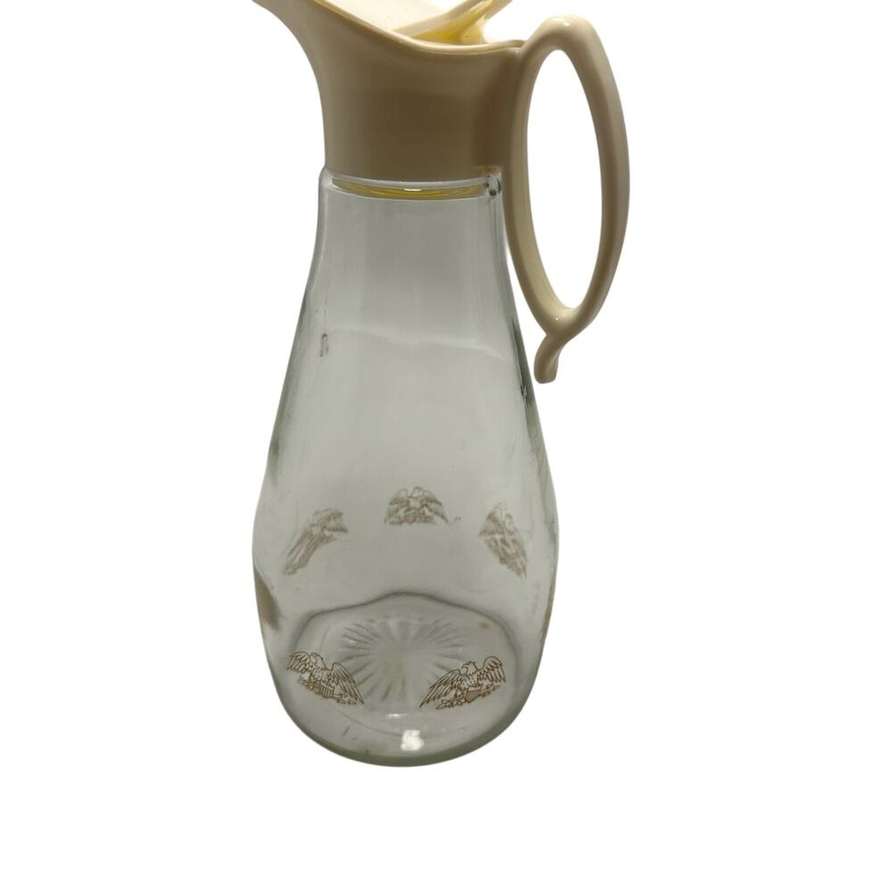 Log Cabin Syrup bottle